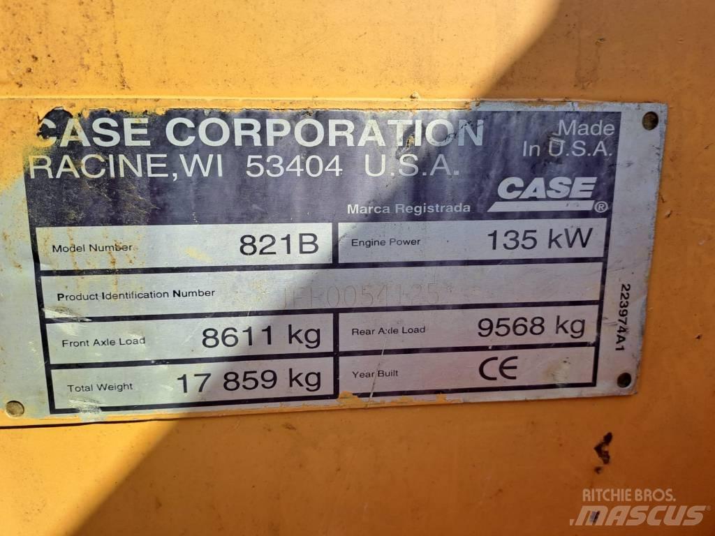 CASE 821 B Utovarivači na kotačima