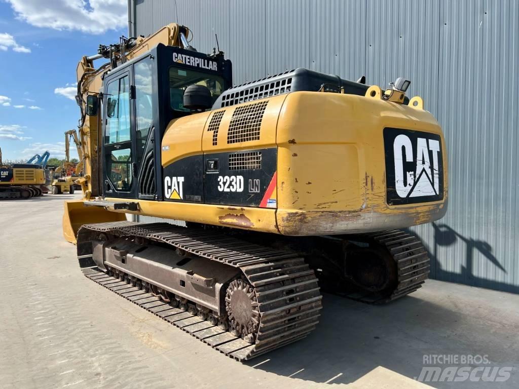 CAT 323D LN VA Bageri gusjeničari