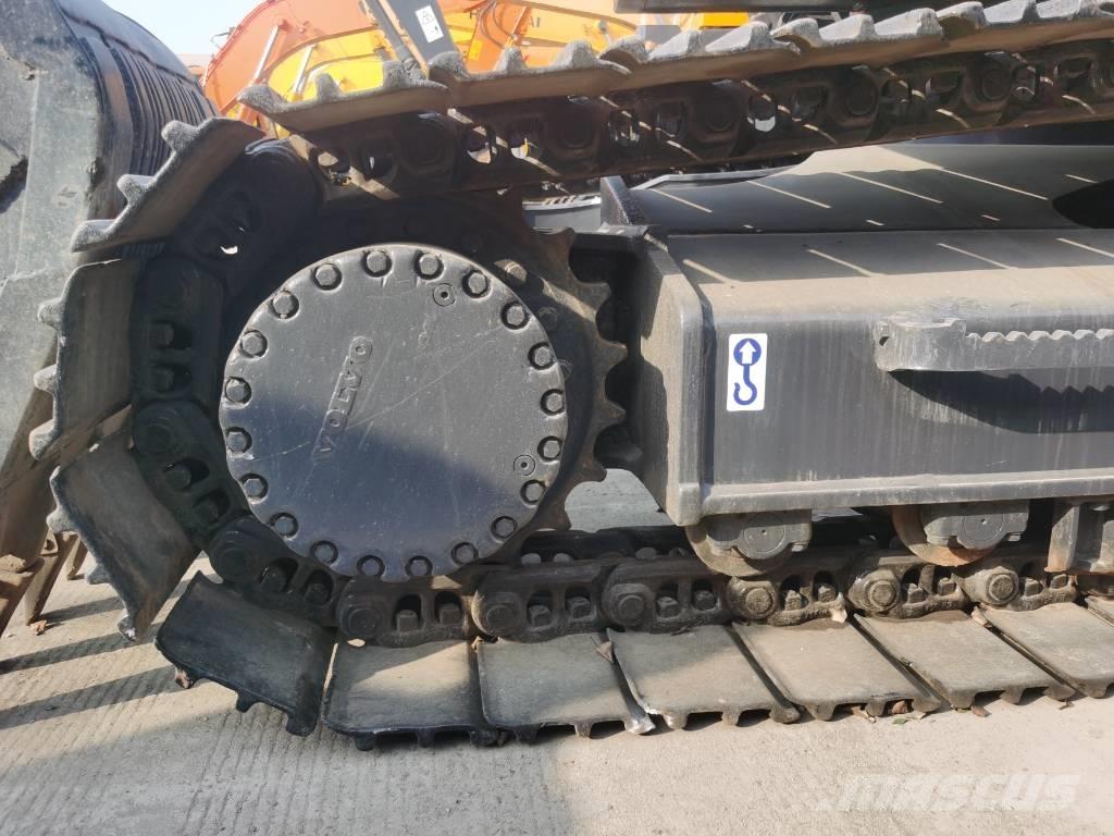 Volvo EC 250 D L Bageri gusjeničari
