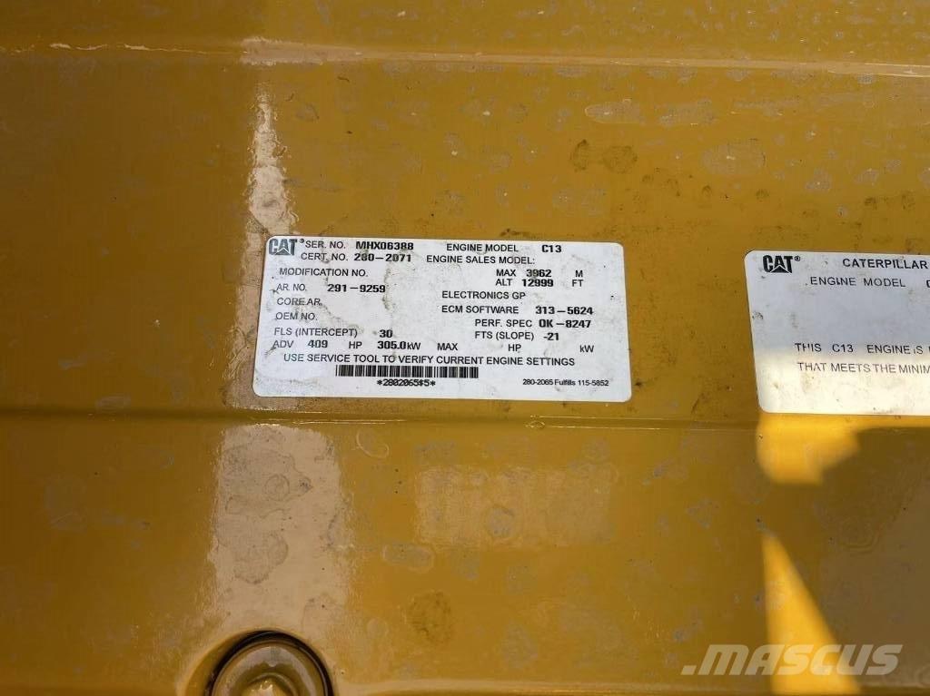 CAT 349 Bageri gusjeničari