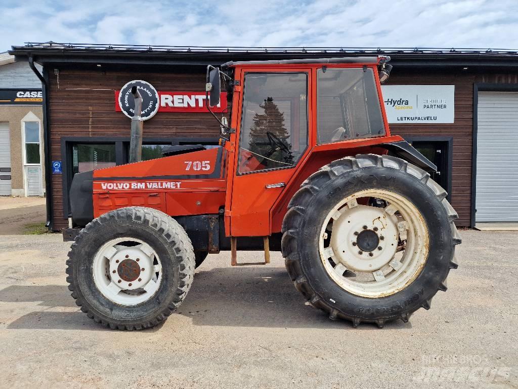 Valmet 705 Traktori