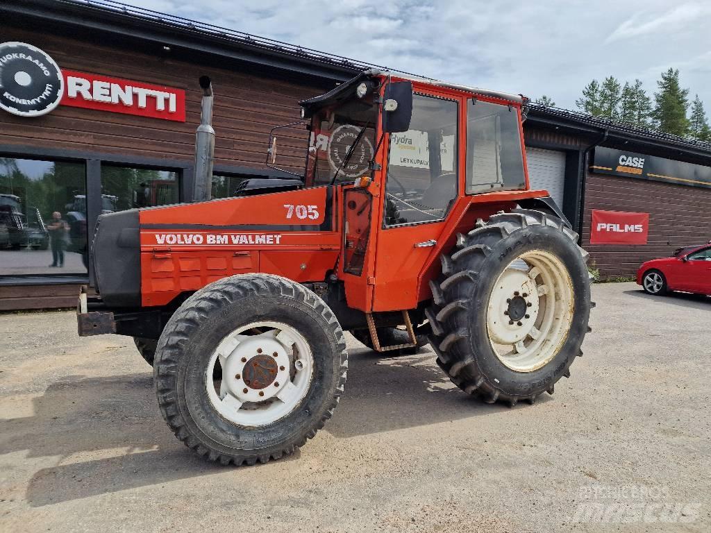 Valmet 705 Traktori