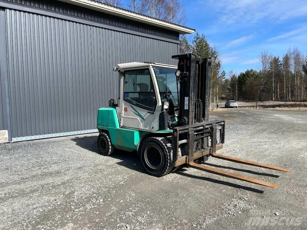 Mitsubishi FD45K2 Dizelski viličari
