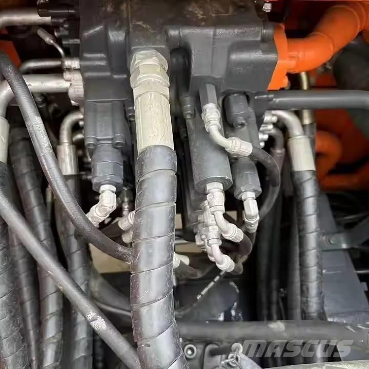 Doosan DX 300 LC Bageri gusjeničari