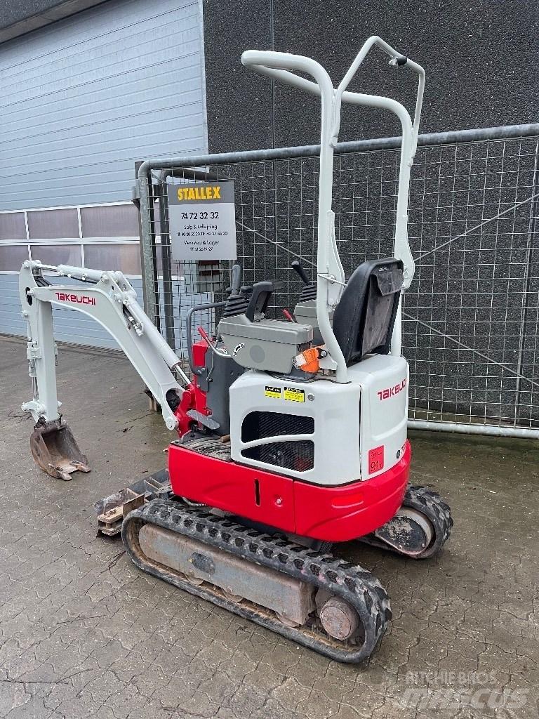 Takeuchi TB210R Mini bageri <7t