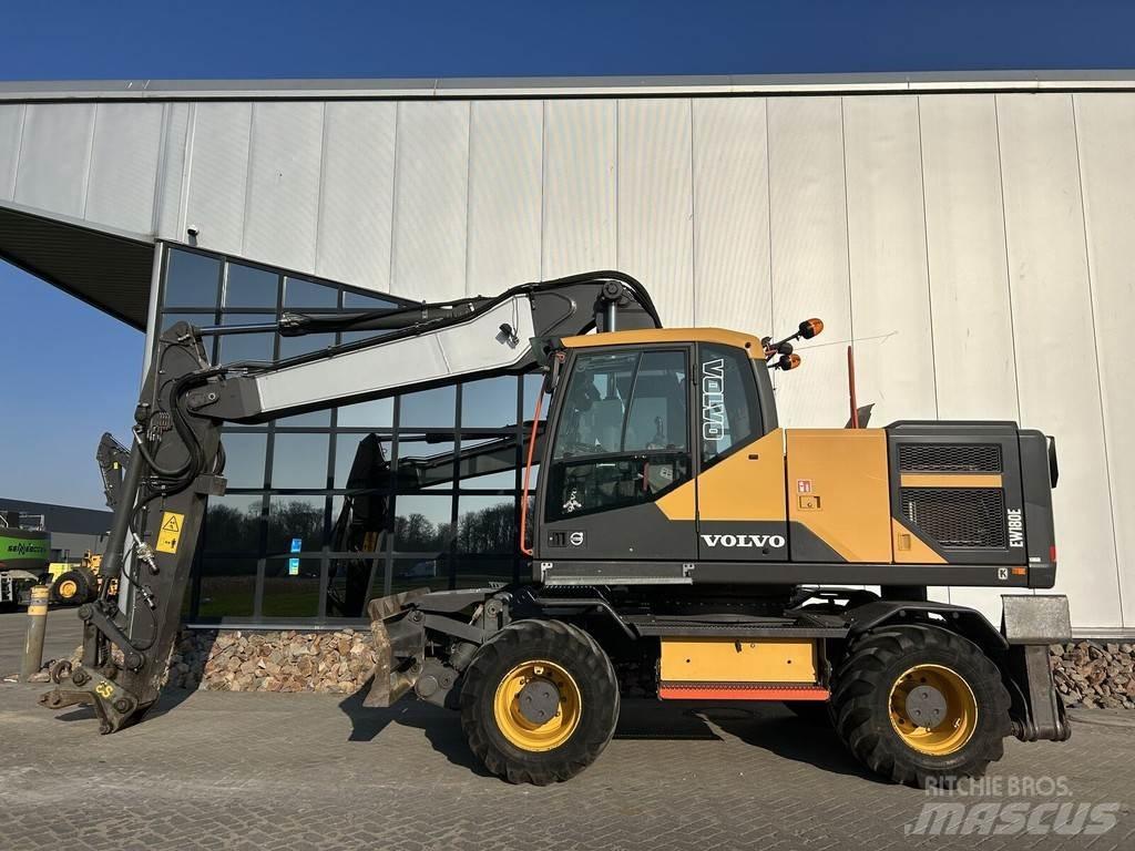 Volvo EW180E Bageri na kotačima