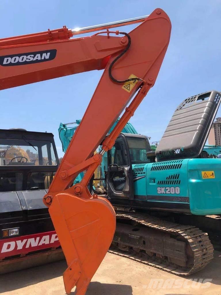 Doosan DH 220 LC-7 Bageri gusjeničari