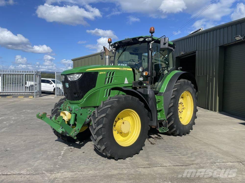 John Deere 6190 R Traktori