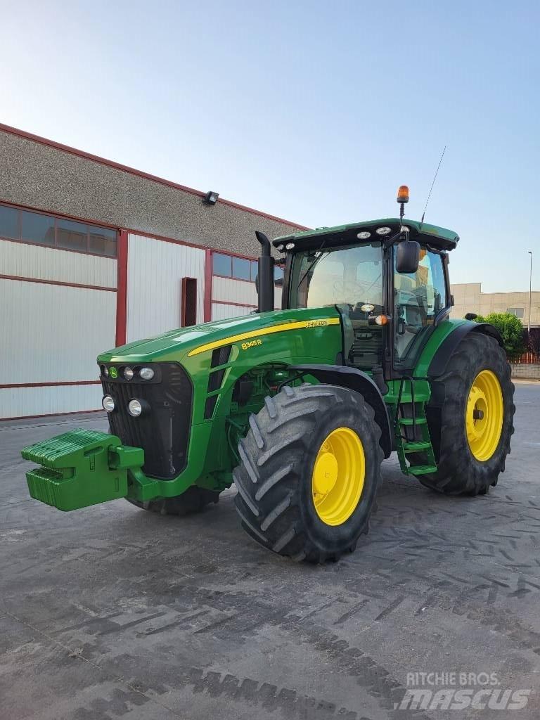 John Deere 8345 R Traktori