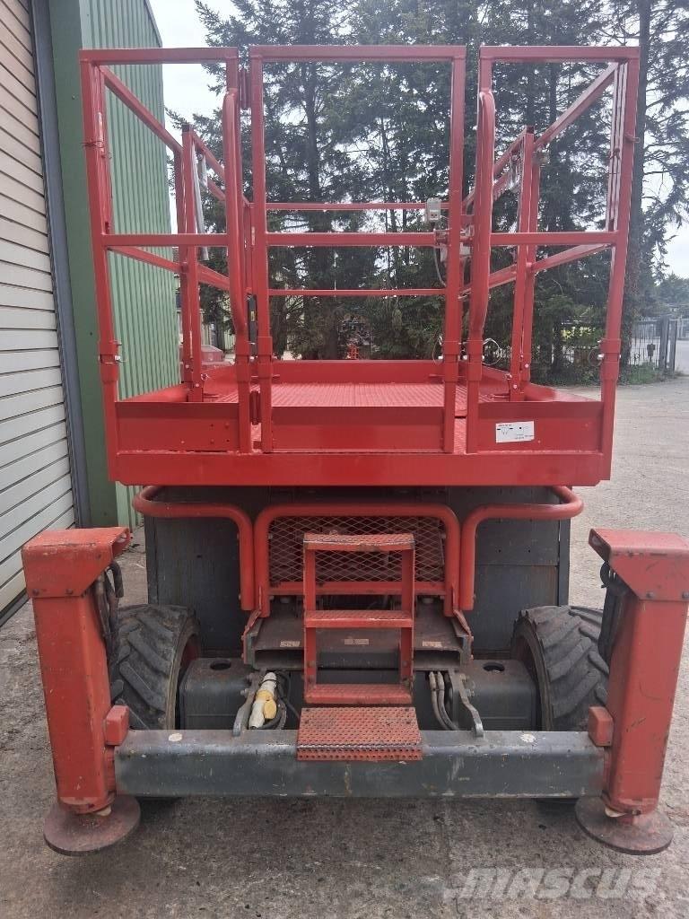 SkyJack SJ 6826 RT Škaraste platforme