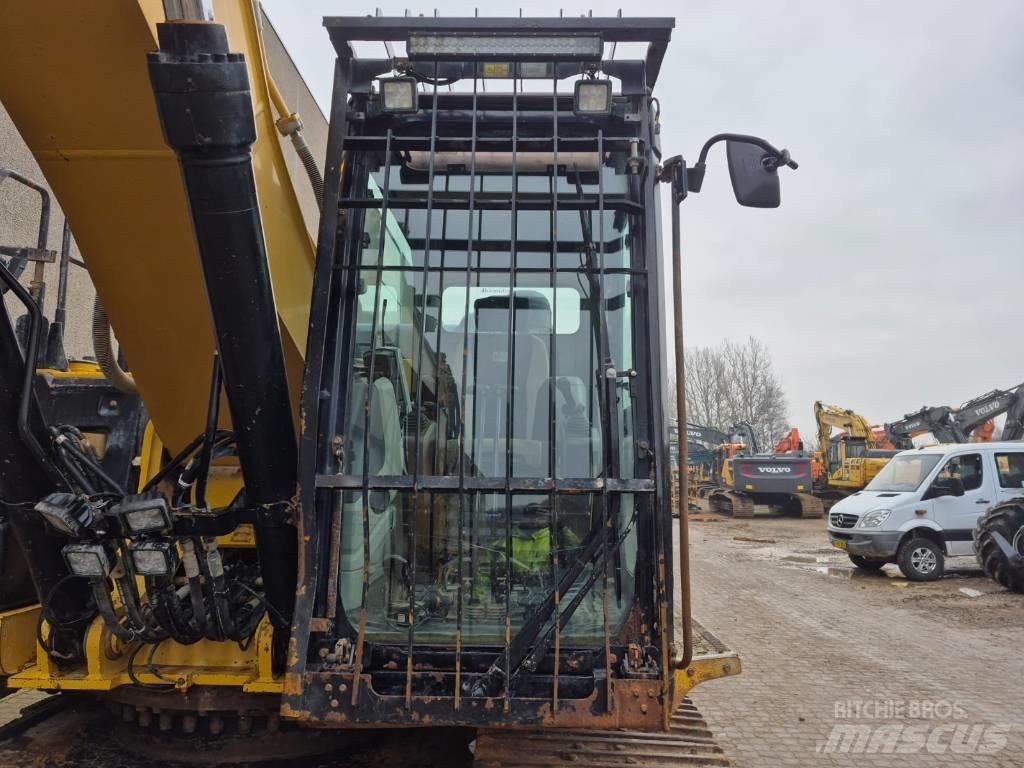 CAT 329E Bageri gusjeničari