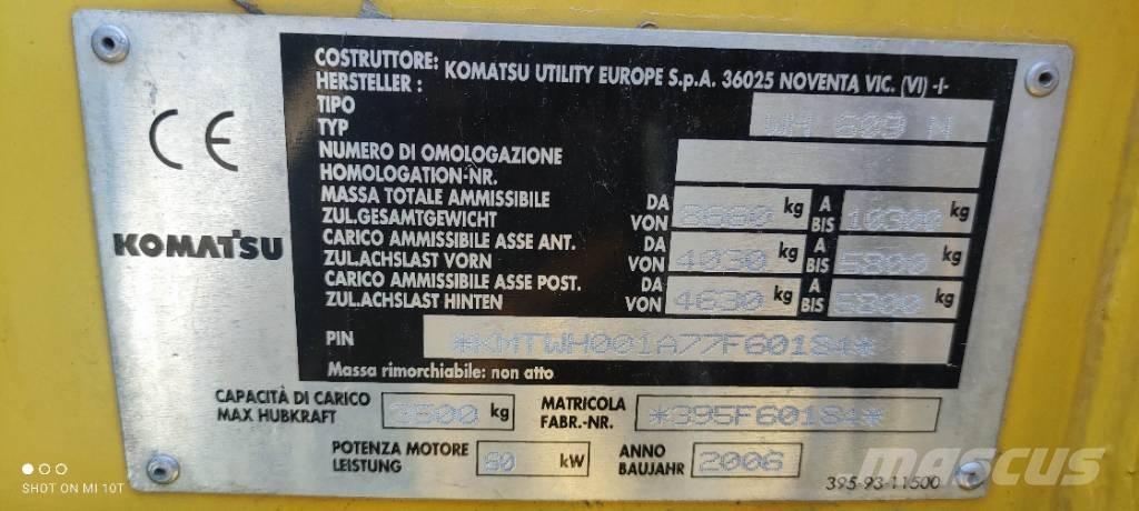 Komatsu WH 609 Teleskopski viličari