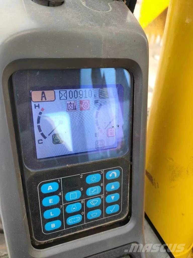 Komatsu PC 220 Bageri gusjeničari
