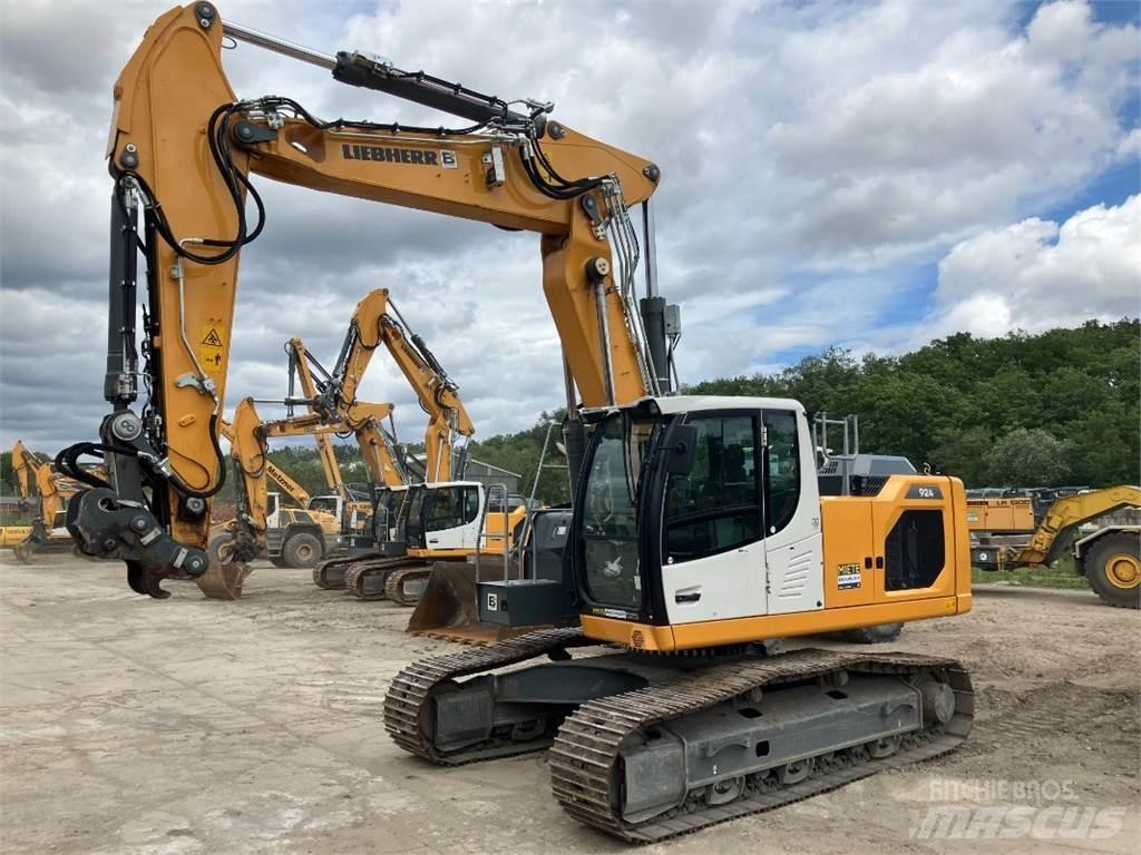 Liebherr R924 Bageri gusjeničari