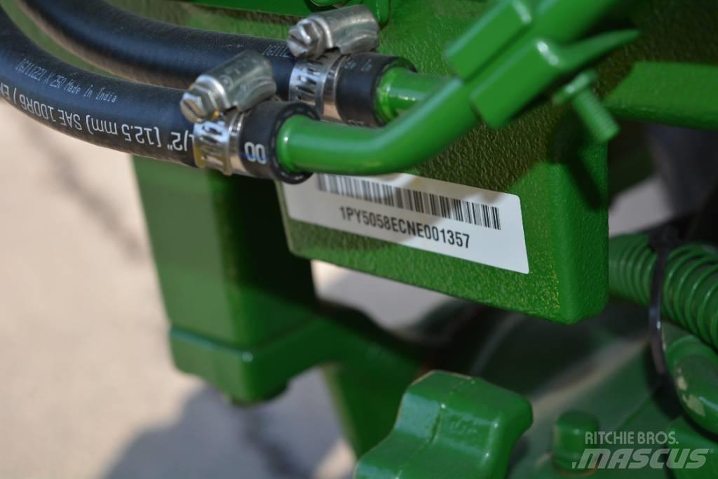 John Deere 5058E Traktori