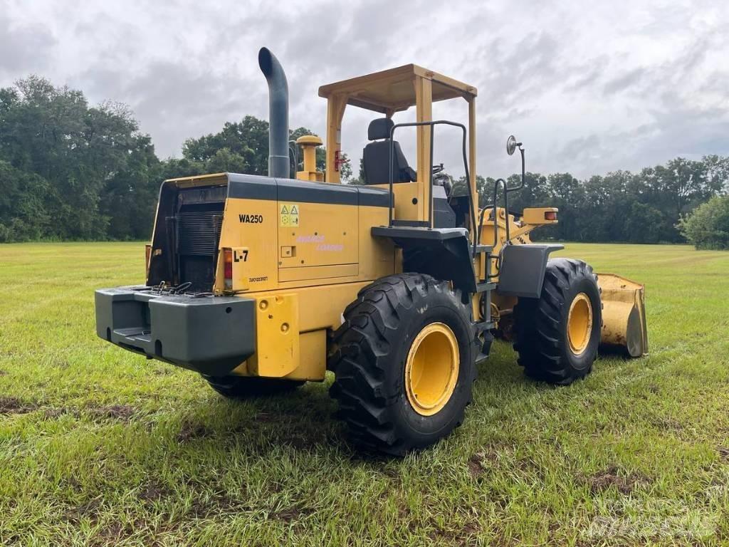 Komatsu WA 250-3L Utovarivači na kotačima