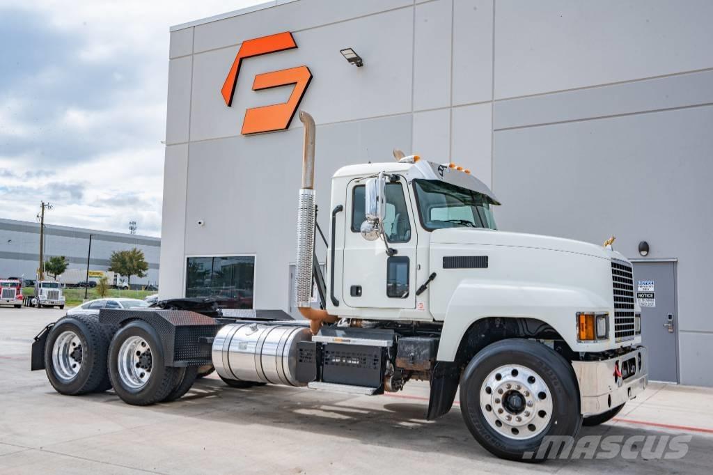 Mack Pinnacle 64T Traktorske jedinice