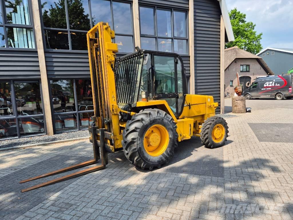 JCB 926 Terenski viličar