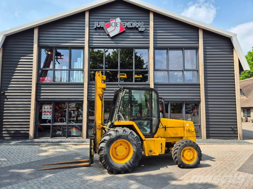 JCB 926 Terenski viličar