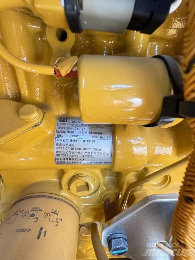 CAT 302 Mini bageri <7t
