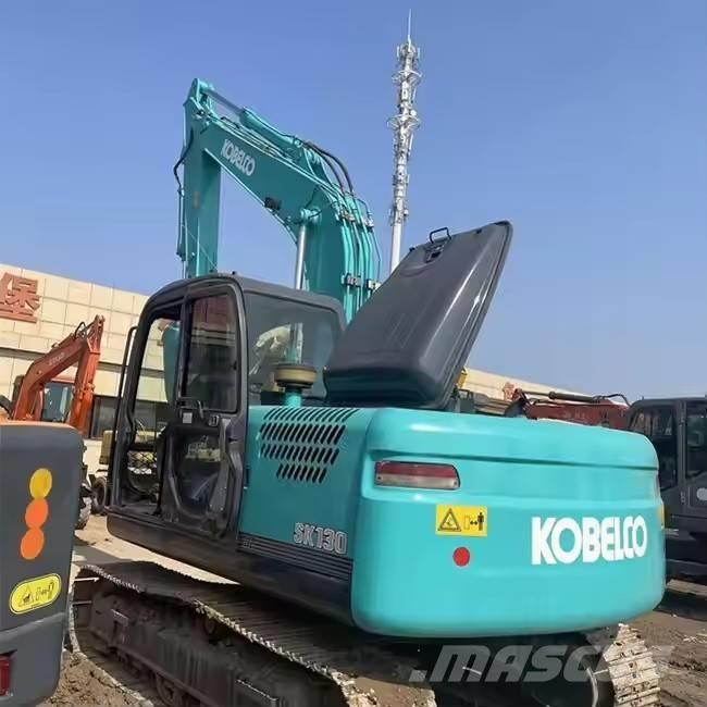 Kobelco Sk130 Bageri gusjeničari