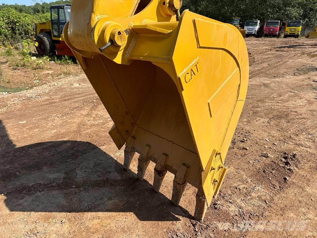 CAT 320CL Bageri gusjeničari