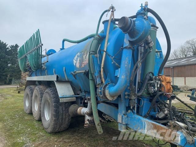  DOME OXY 22000 Cisterne za gnojnicu