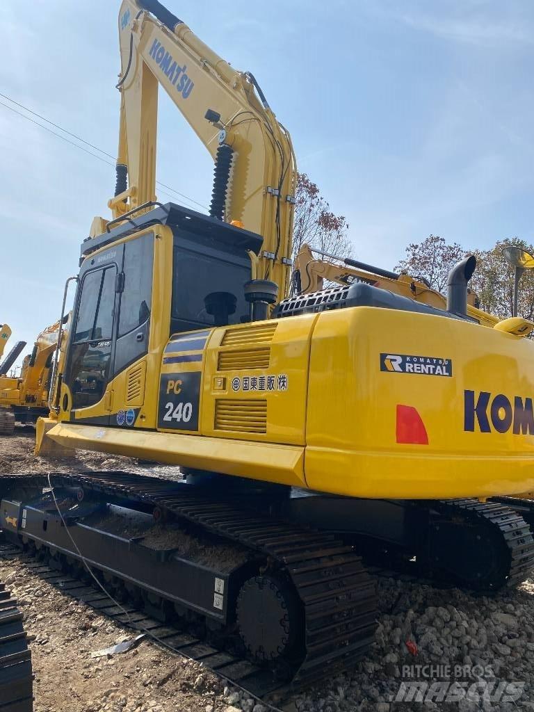 Komatsu 240LC-8 Bageri gusjeničari