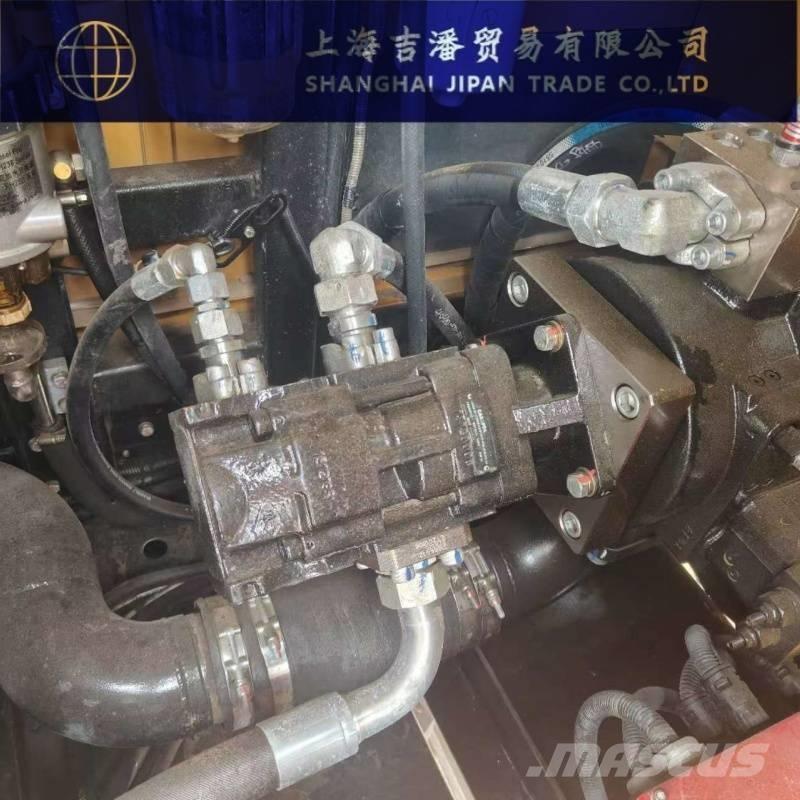 Sany SCC1000A Kranovi sa gusjenicama