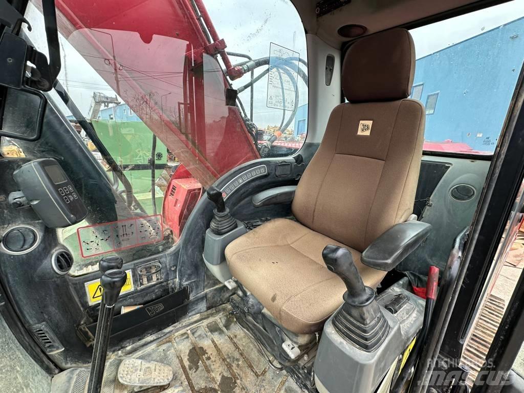 JCB JS 240 N LC Bageri gusjeničari