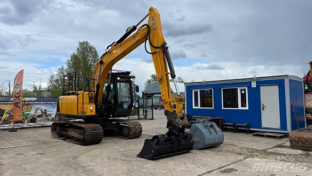 JCB JS 130 LC Bageri gusjeničari