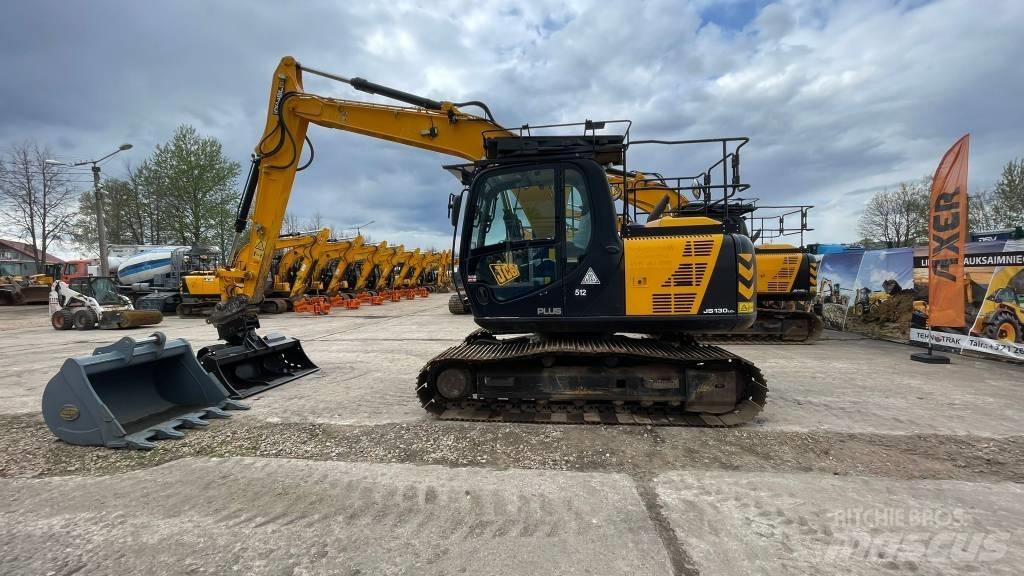 JCB JS 130 LC Bageri gusjeničari