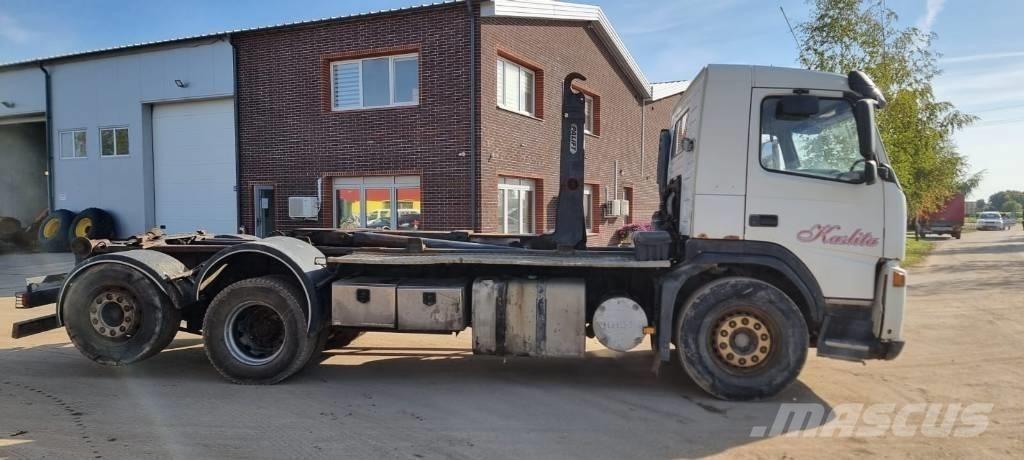 Volvo FM 12 Rol kiper kamioni s kukama za dizanje