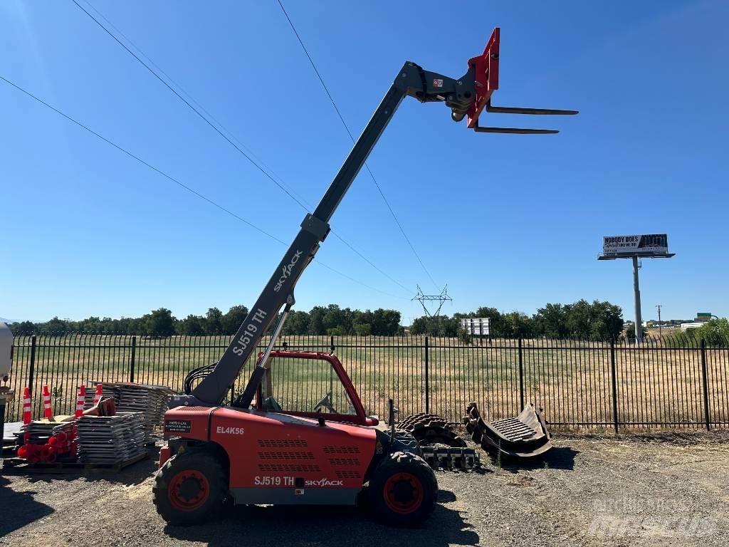 SkyJack SH519 Teleskopski viličari