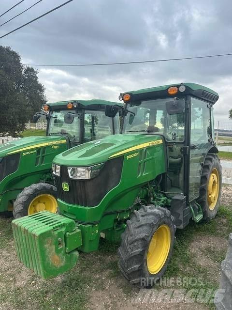 John Deere 5090 GN Traktori