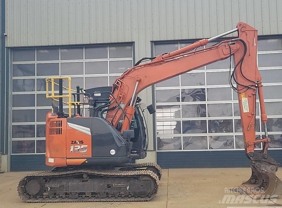 Hitachi ZX135US-7 Bageri gusjeničari