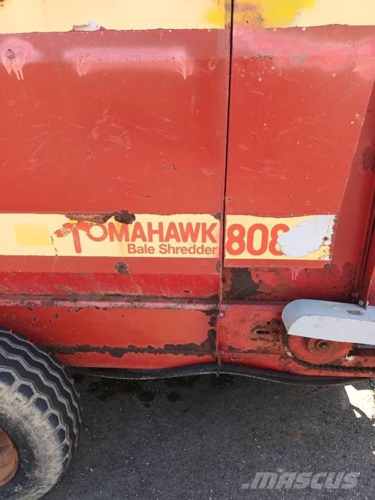 Tomahawk 808 Rezači za bale, rezači i mašine za odmotavanje bala