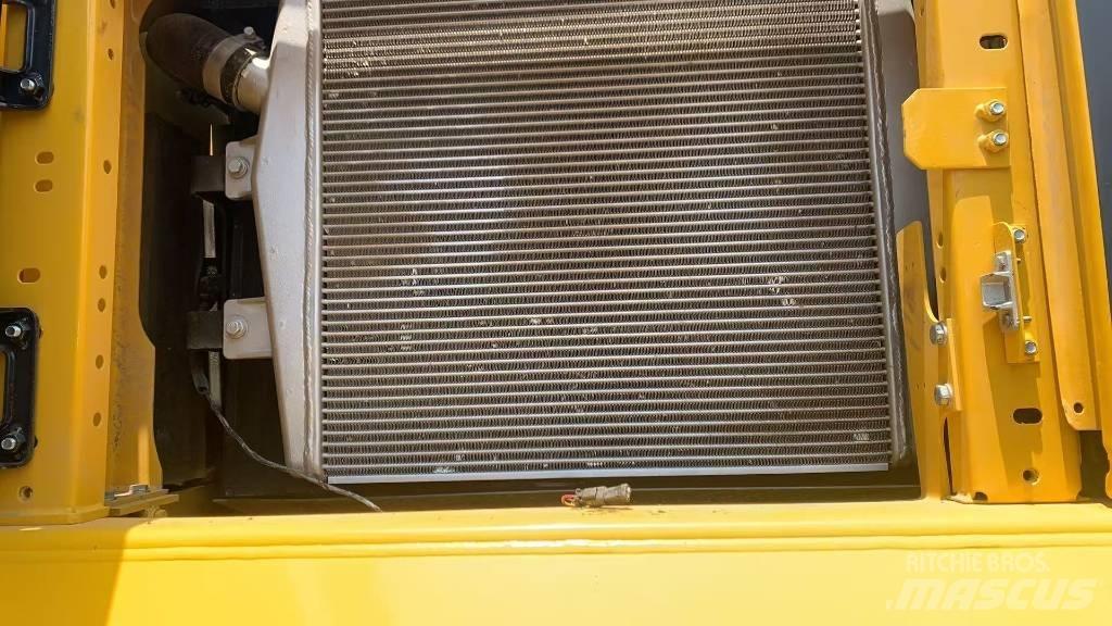 Komatsu PC450 Bageri gusjeničari