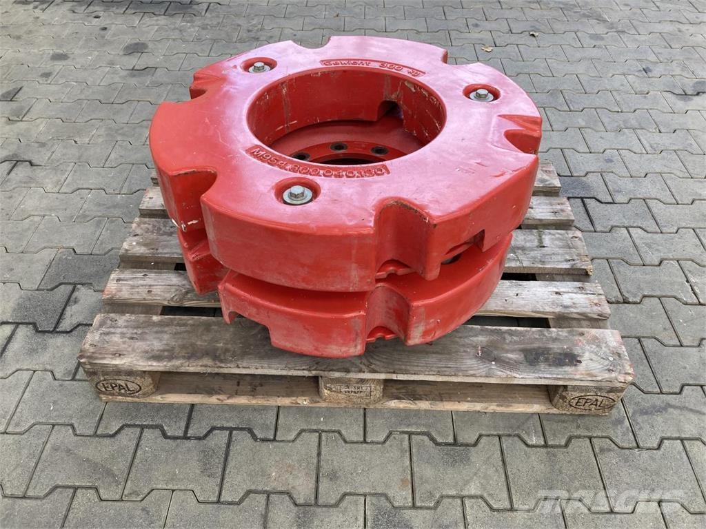 Fendt 2x 300 kg Poljoprivreda – ostalo