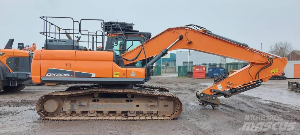 Doosan DX225LC-5 Bageri gusjeničari