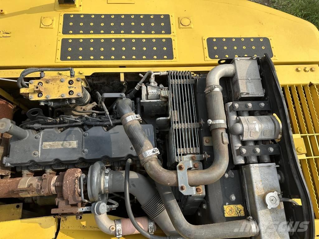 Komatsu PC240-8 Bageri gusjeničari