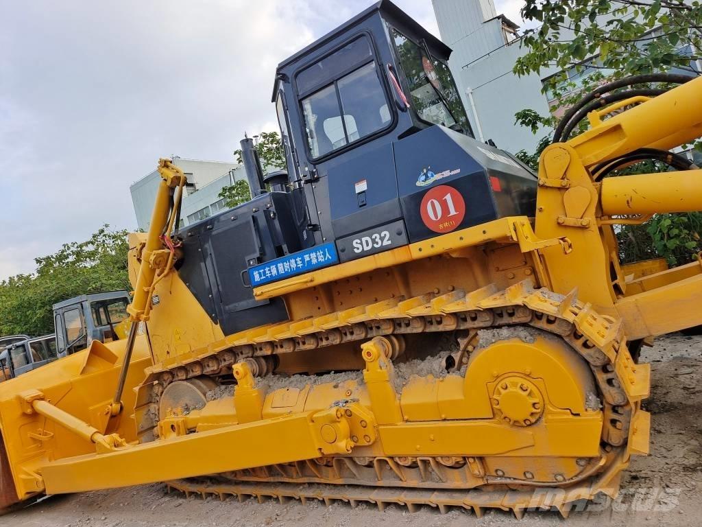 Shantui SD 32 Buldožeri gusjeničari