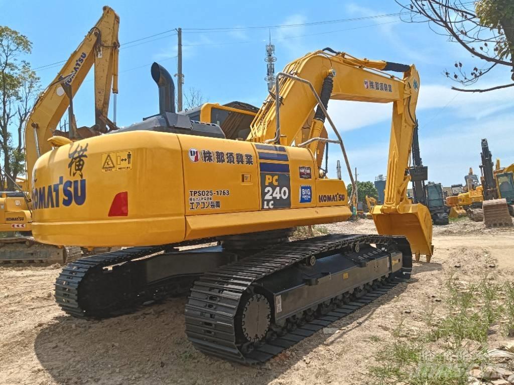 Komatsu PC 240 Bageri gusjeničari