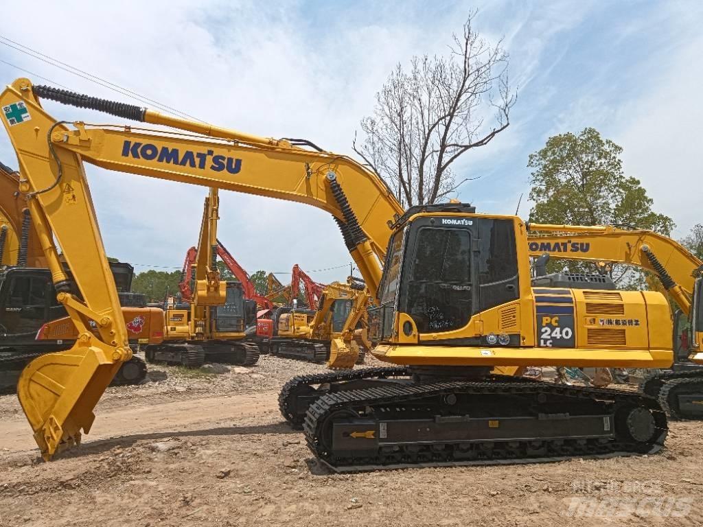 Komatsu PC 240 Bageri gusjeničari