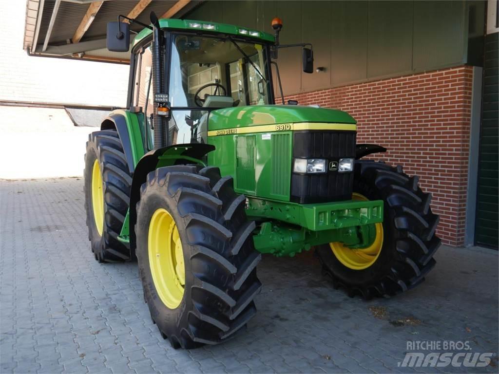 John Deere 6910 PQ Traktori