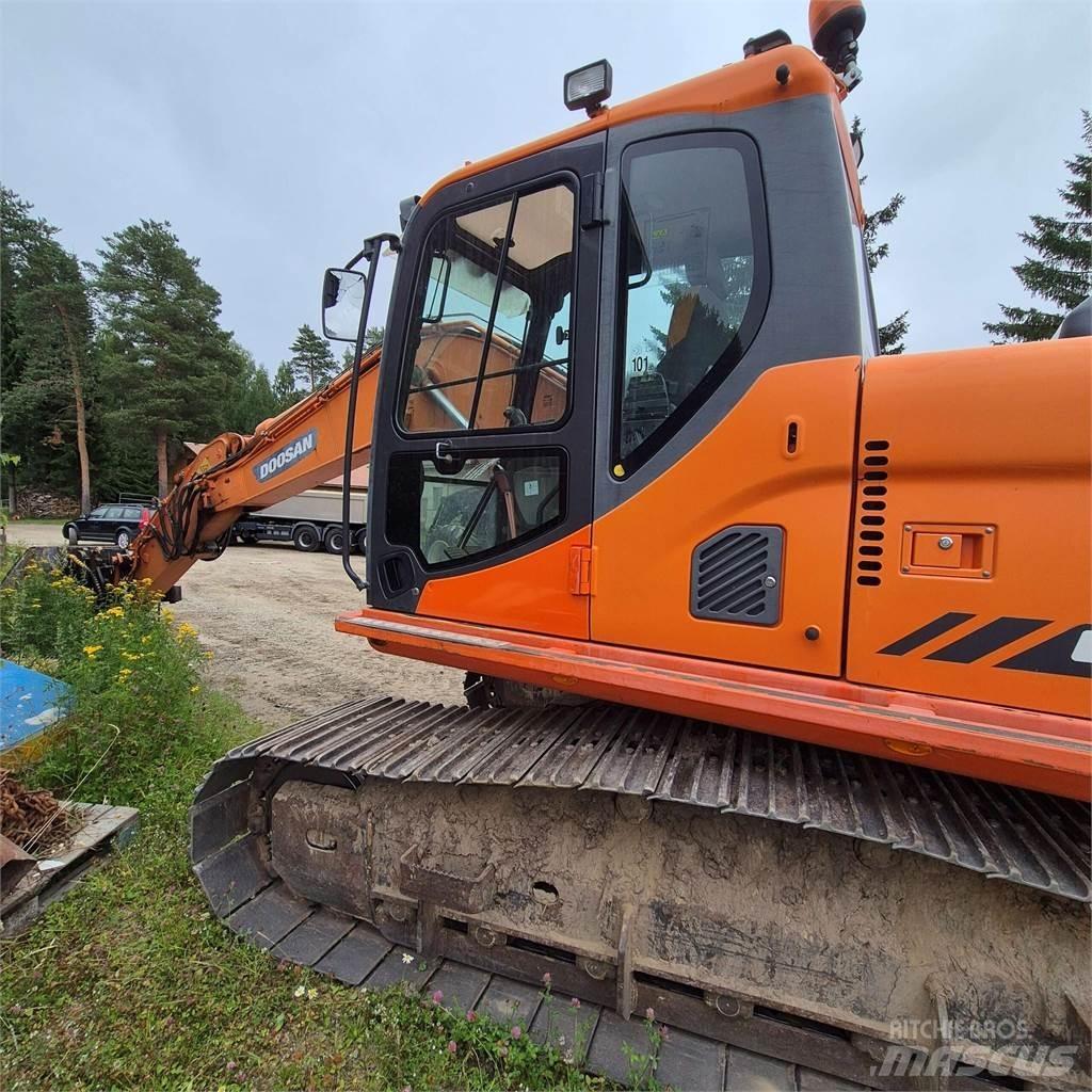 Doosan DX 160LC Bageri gusjeničari