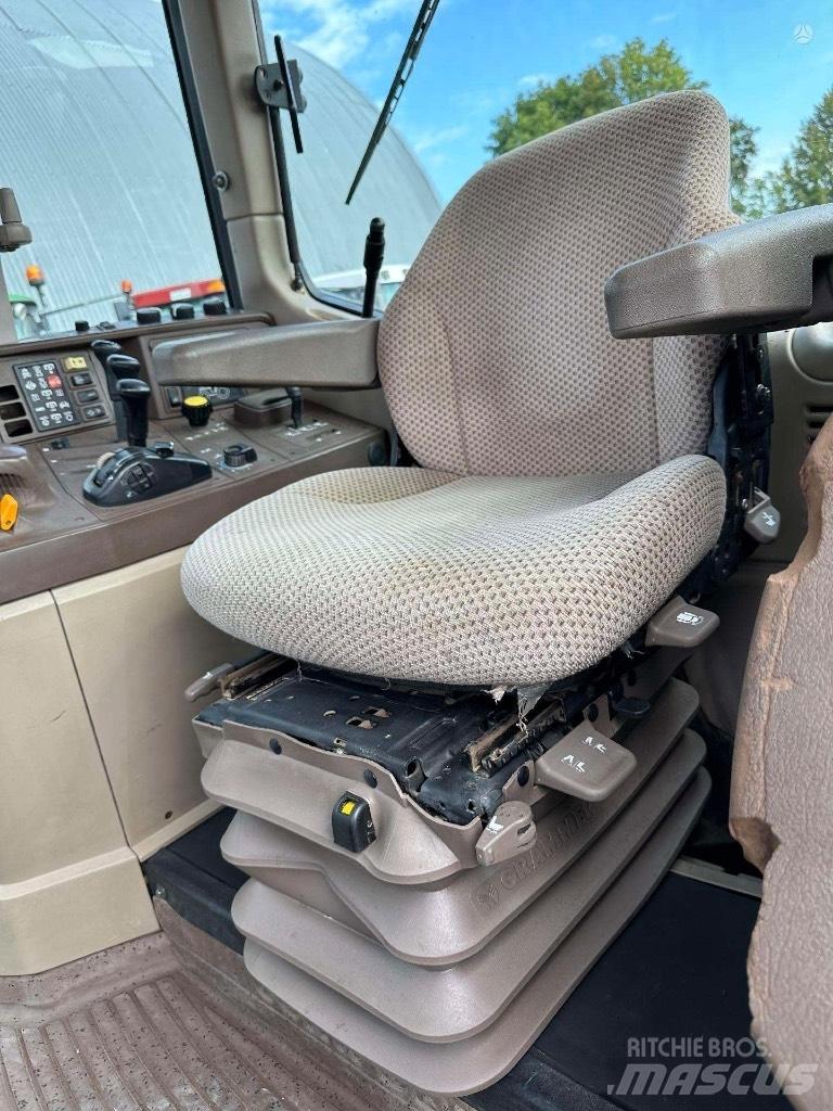 John Deere 6820 AP Traktori