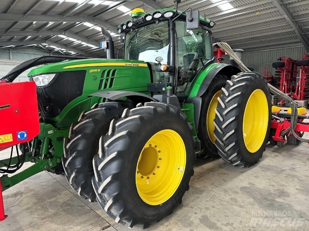 John Deere 6195 R Traktori