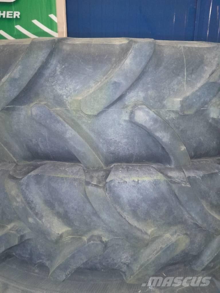 Michelin 9,5-32 Gume, kotači i naplatci