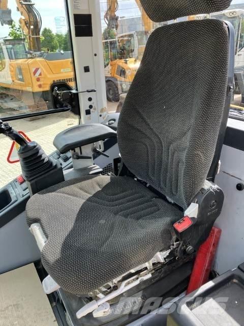 Liebherr L 518 Utovarivači na kotačima